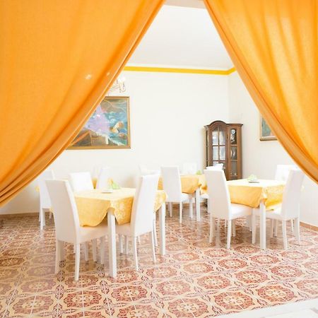 Affitta Camere The Queen Ispica Ngoại thất bức ảnh