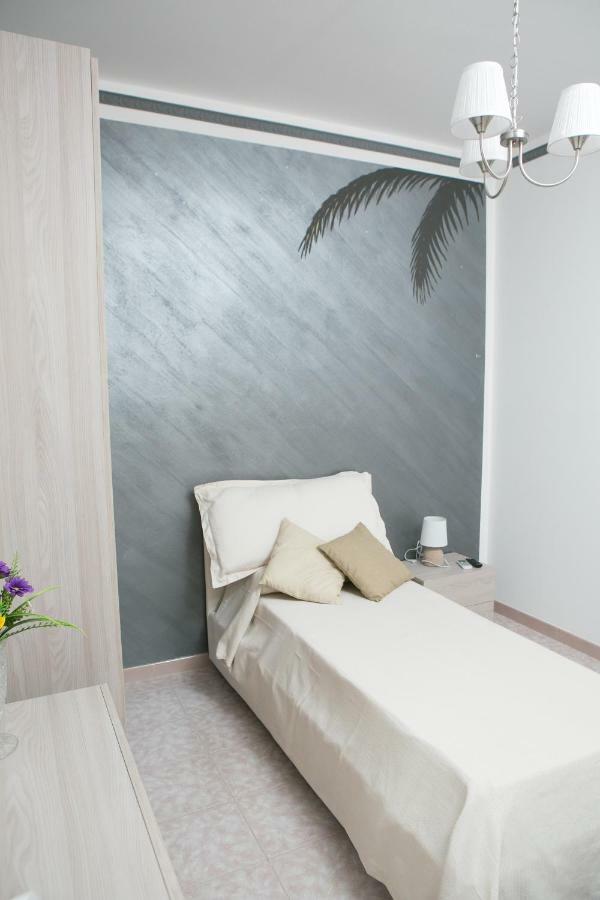 Affitta Camere The Queen Ispica Ngoại thất bức ảnh