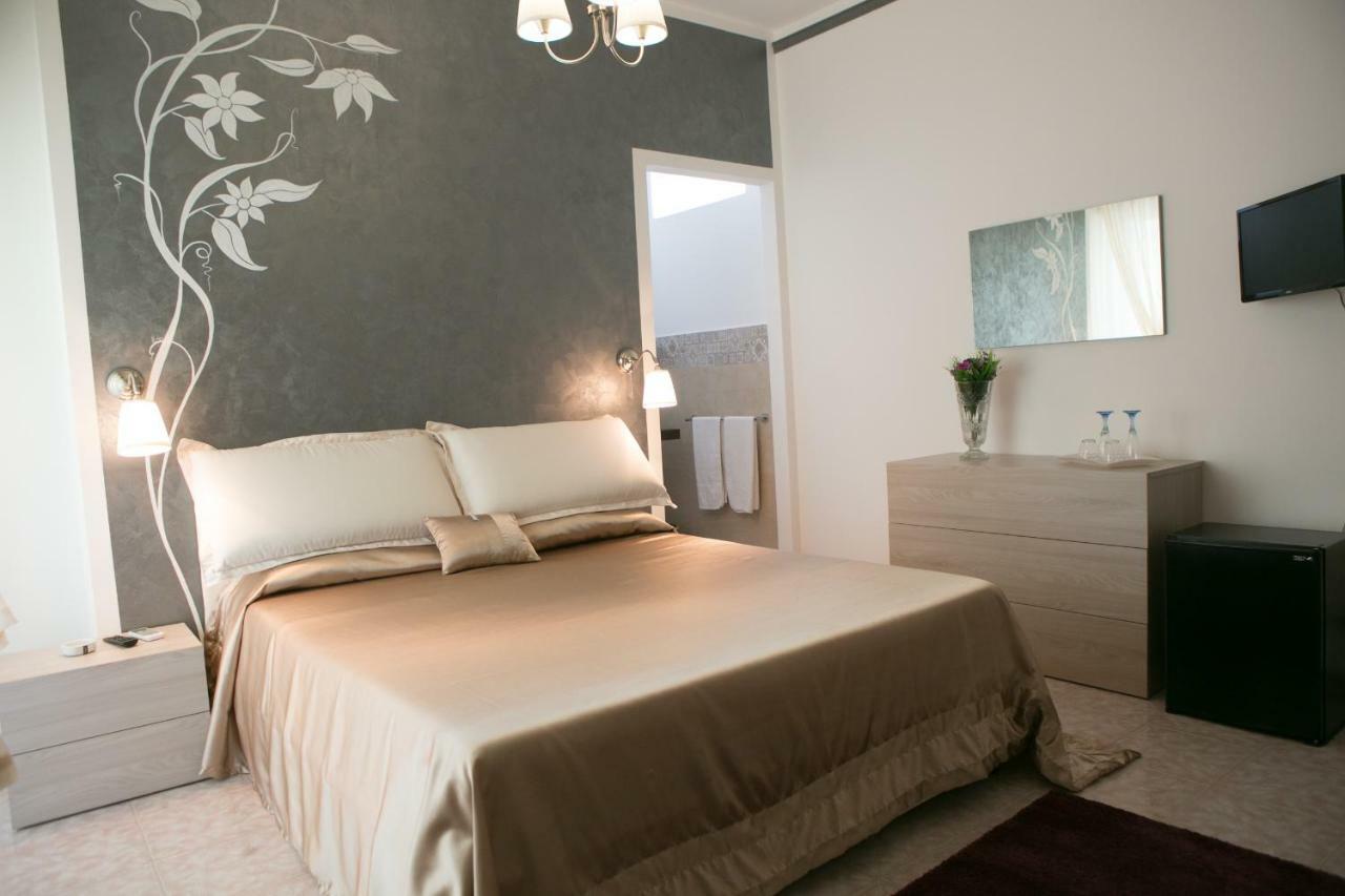 Affitta Camere The Queen Ispica Ngoại thất bức ảnh