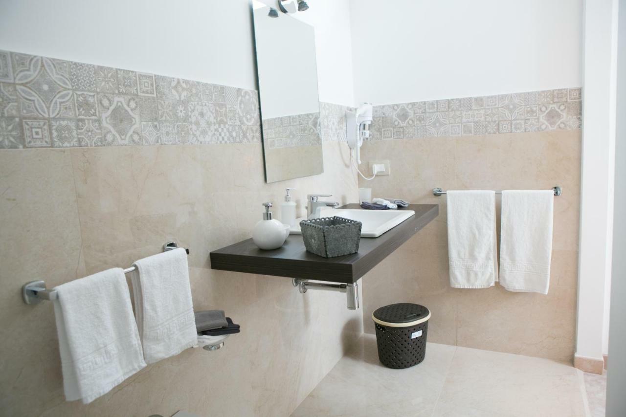 Affitta Camere The Queen Ispica Ngoại thất bức ảnh