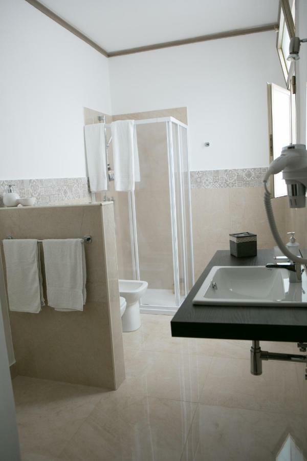 Affitta Camere The Queen Ispica Ngoại thất bức ảnh